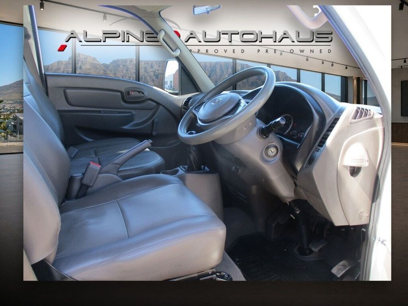 Hyundai H-100 - Alpine Autohaus - Image 13