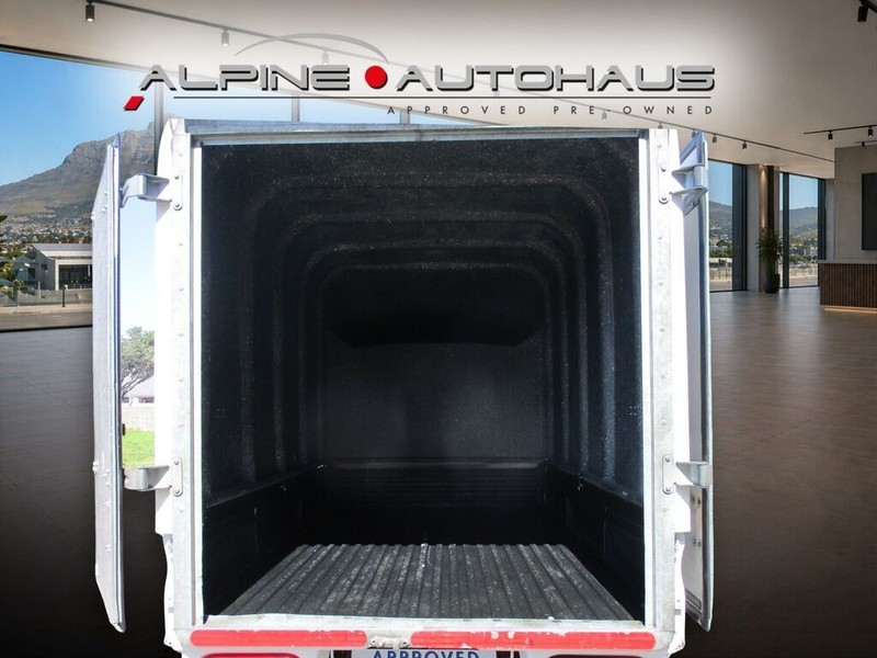 Hyundai H-100 - Alpine Autohaus - Image 15