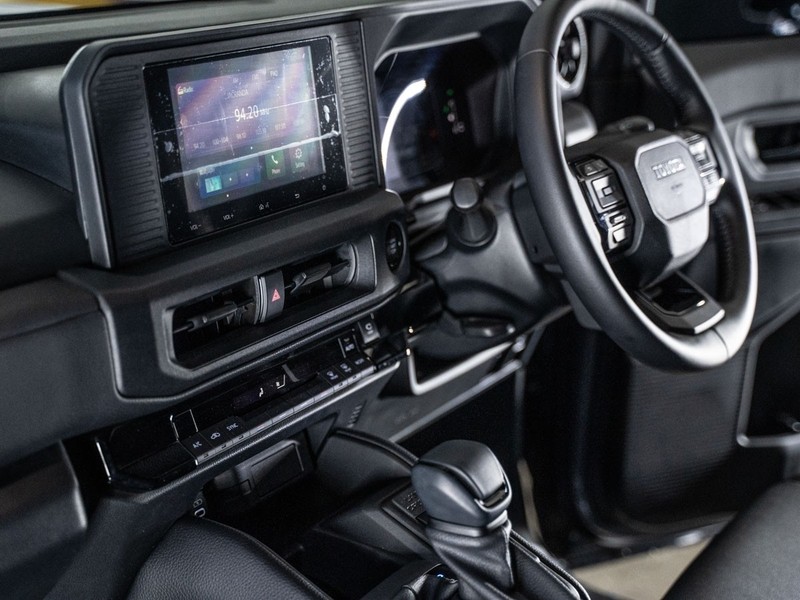 Toyota Land Cruiser - Ford Fourways - Image 26