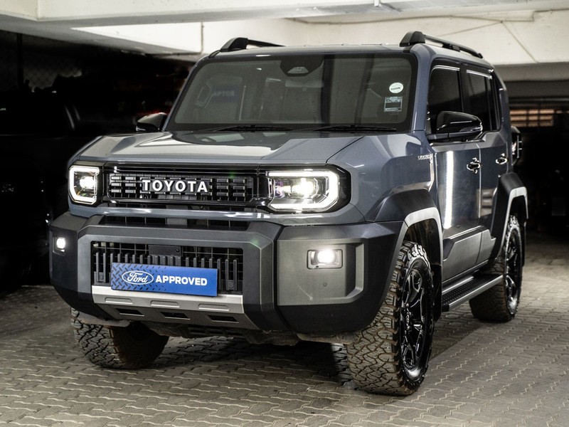 Toyota Land Cruiser - Ford Fourways - Image 3