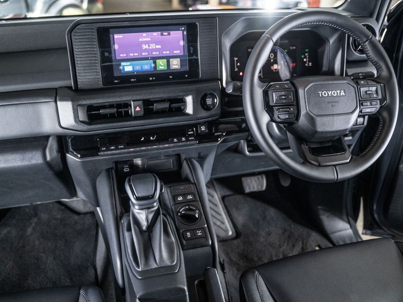 Toyota Land Cruiser - Ford Fourways - Image 24