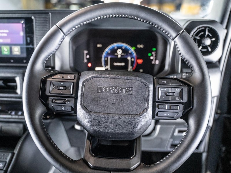 Toyota Land Cruiser - Ford Fourways - Image 20