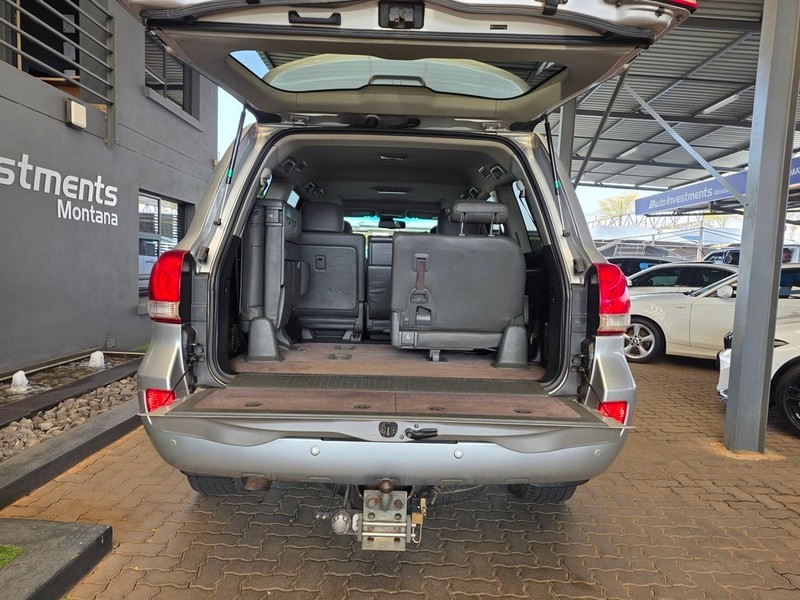 Toyota Land Cruiser - Auto Investments Montana - Image 6