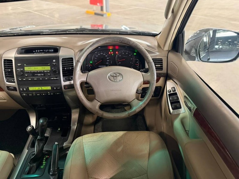 Toyota Land Cruiser Prado - Bakwena Auto Sales - Image 16
