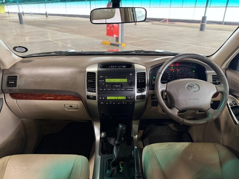Toyota Land Cruiser Prado - Bakwena Auto Sales - Image 15