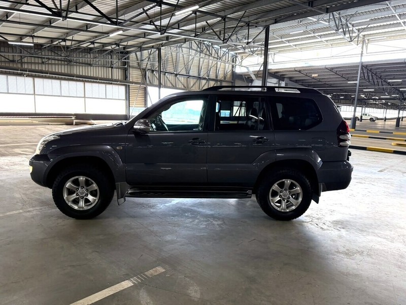 Toyota Land Cruiser Prado - Bakwena Auto Sales - Image 5