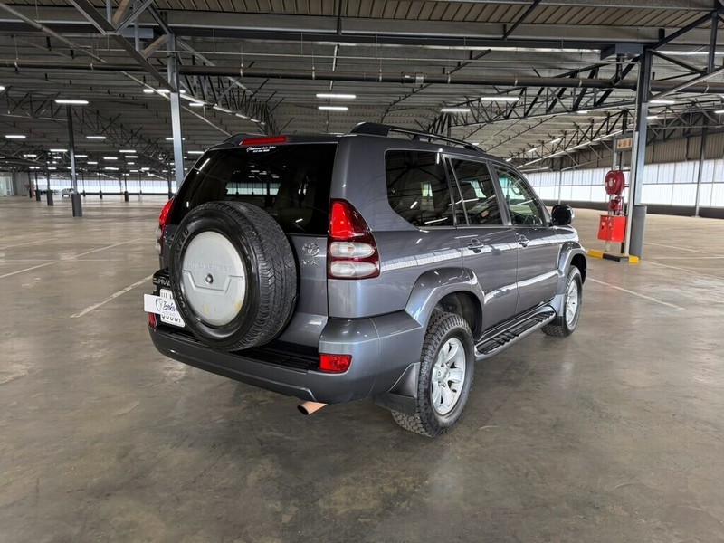Toyota Land Cruiser Prado - Bakwena Auto Sales - Image 11
