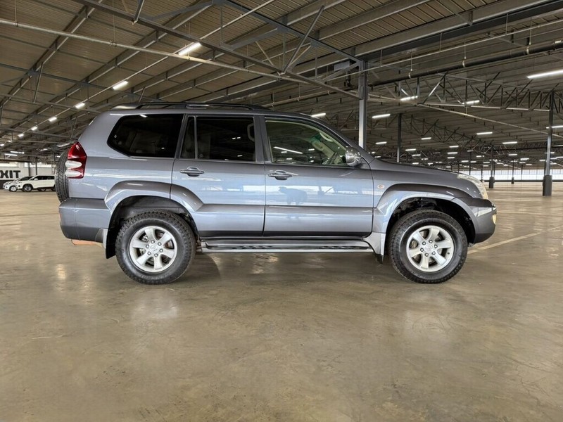 Toyota Land Cruiser Prado - Bakwena Auto Sales - Image 12