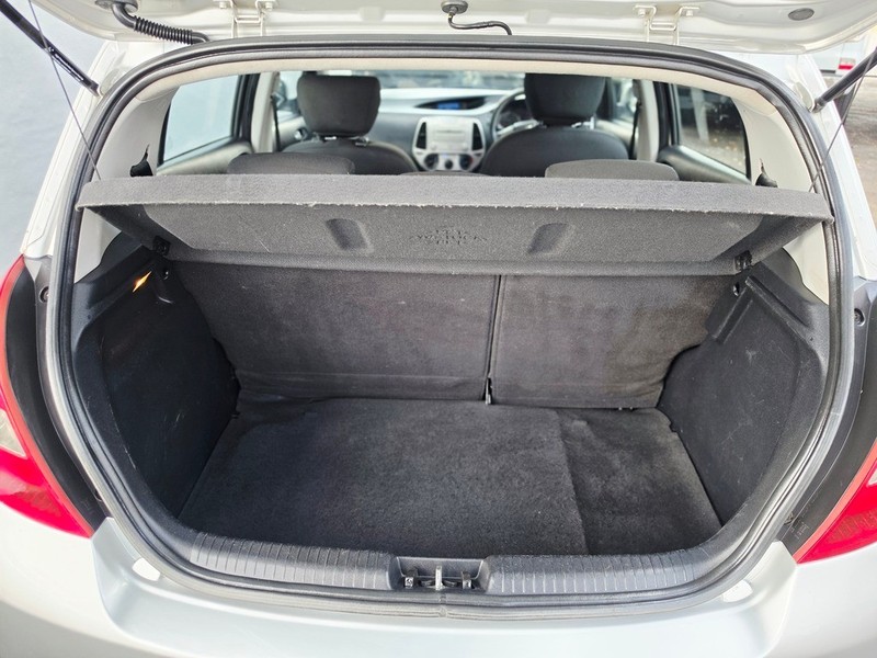 Hyundai i20 - Motortoria - Image 10
