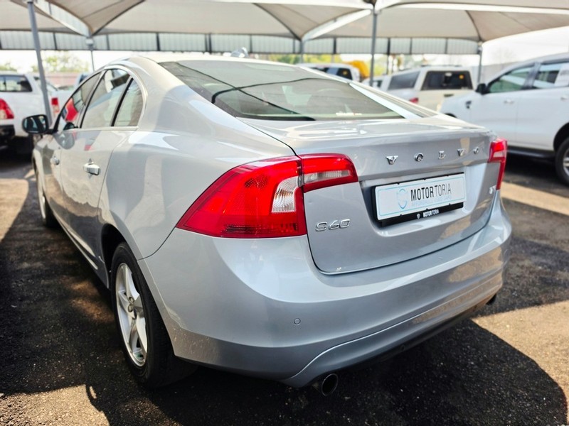 Volvo S60 - Motortoria - Image 9