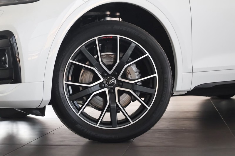 Audi Q5 - Audi Centre Hatfield - Image 3
