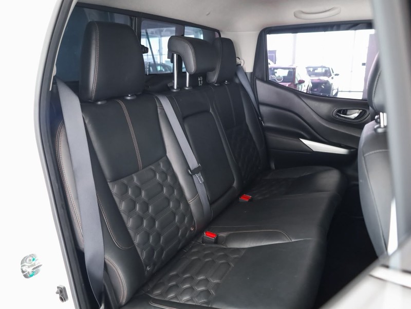 Nissan Navara - Hatfield VW Bryanston - Image 15