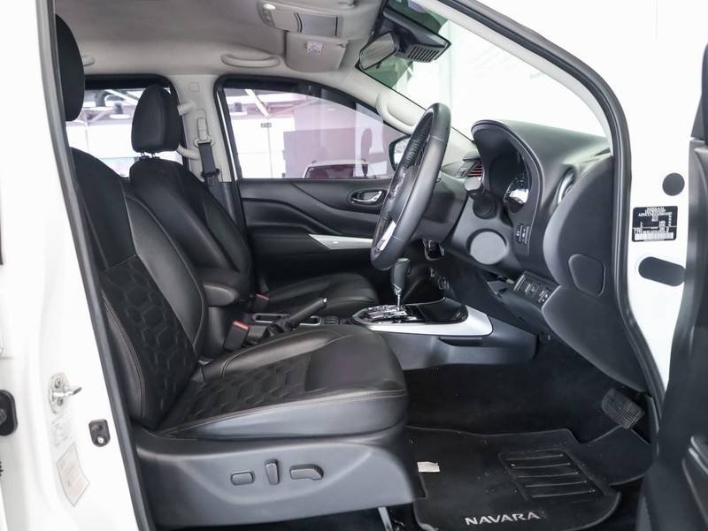 Nissan Navara - Hatfield VW Bryanston - Image 12