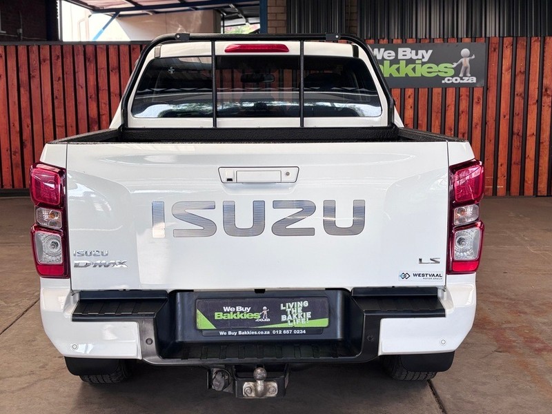 Isuzu D-Max - We Buy Bakkies - Image 9
