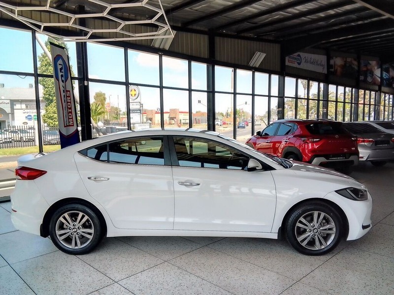 Hyundai Elantra - Markon Motors - Image 3