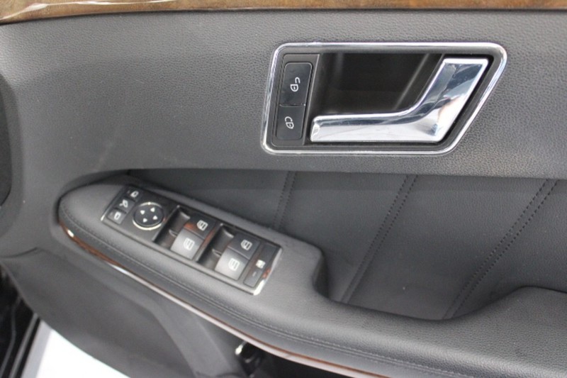 Mercedes-Benz E-class - LisaCars - Image 18