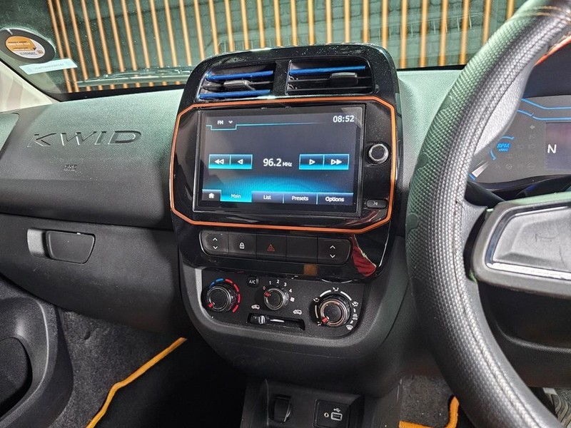 Renault KWID - Mit Mak Motors - Image 13