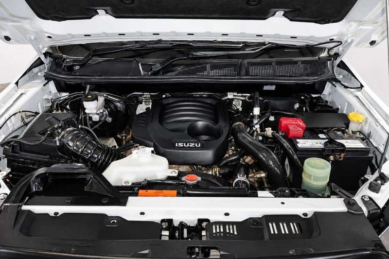 Isuzu D-Max - Bluebird Motors - Image 7