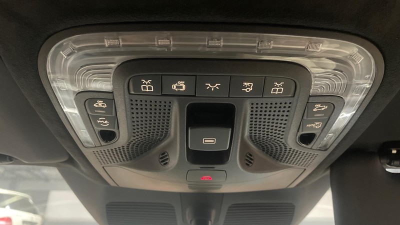 Mercedes-Benz V-class - Stanmar Motors George - Image 15