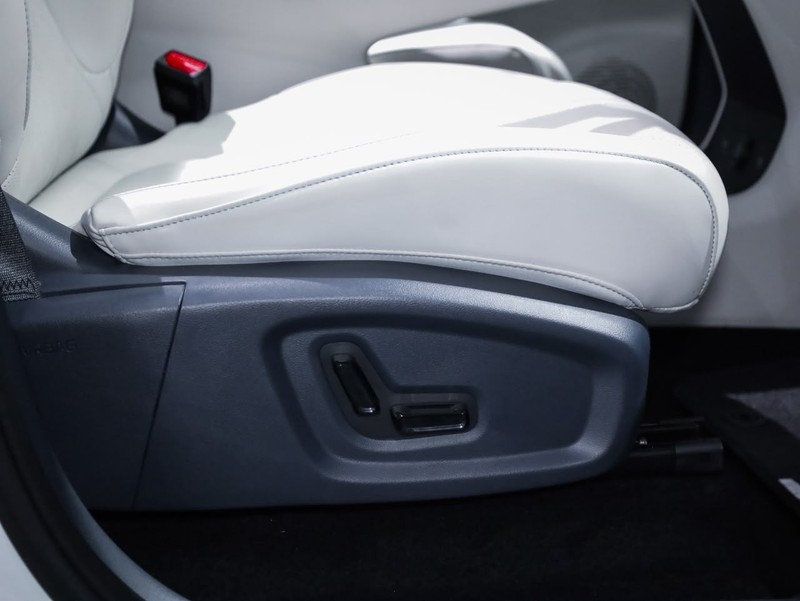 Geely Galaxy E5 - Geely Sandton - Image 11
