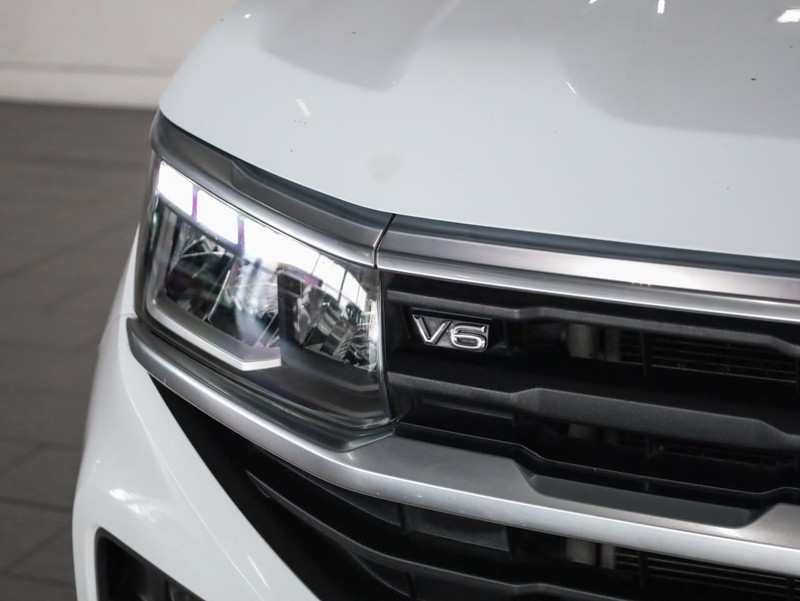 Volkswagen Amarok - Hatfield VW Bryanston - Image 3