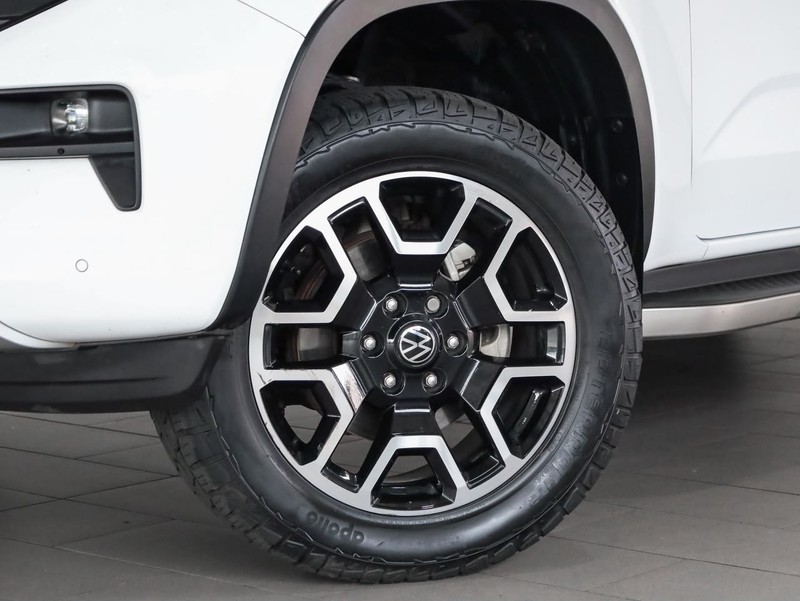 Volkswagen Amarok - Hatfield VW Bryanston - Image 2