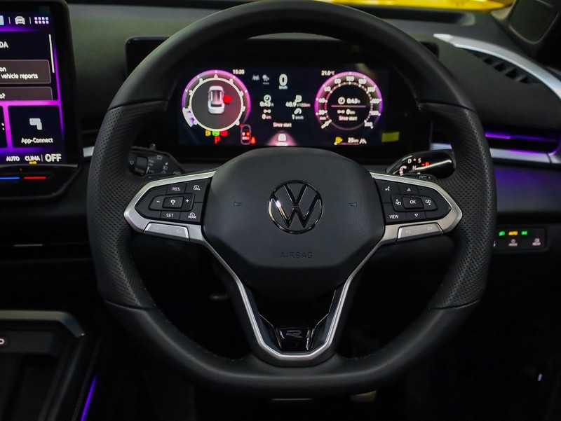 Volkswagen T-Roc - Hatfield VW Bryanston - Image 13
