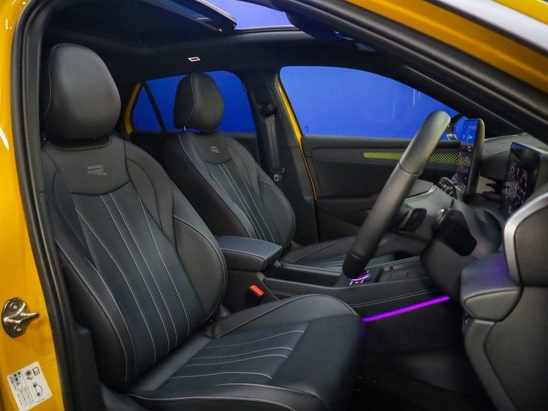 Volkswagen T-Roc - Hatfield VW Bryanston - Image 9