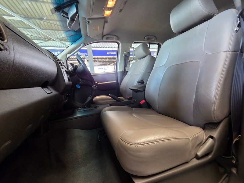 Nissan Navara - Auto Investments Montana - Image 11