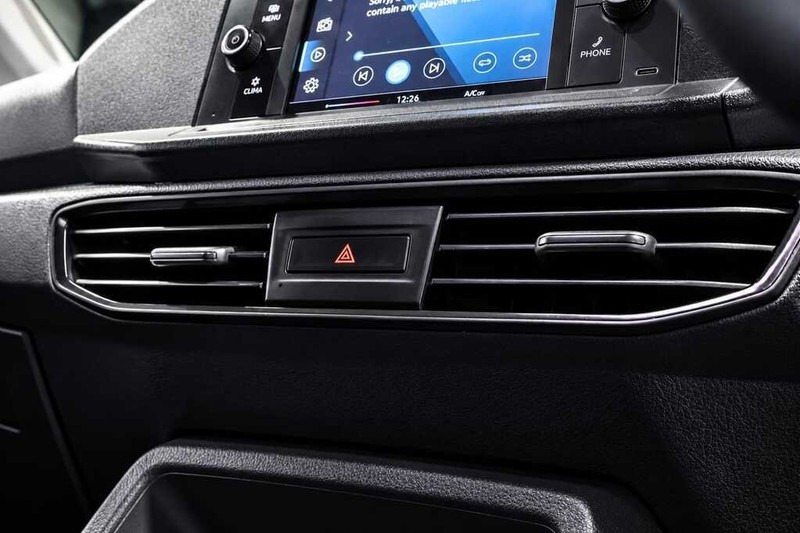 Volkswagen Caddy - Bluebird Motors - Image 13