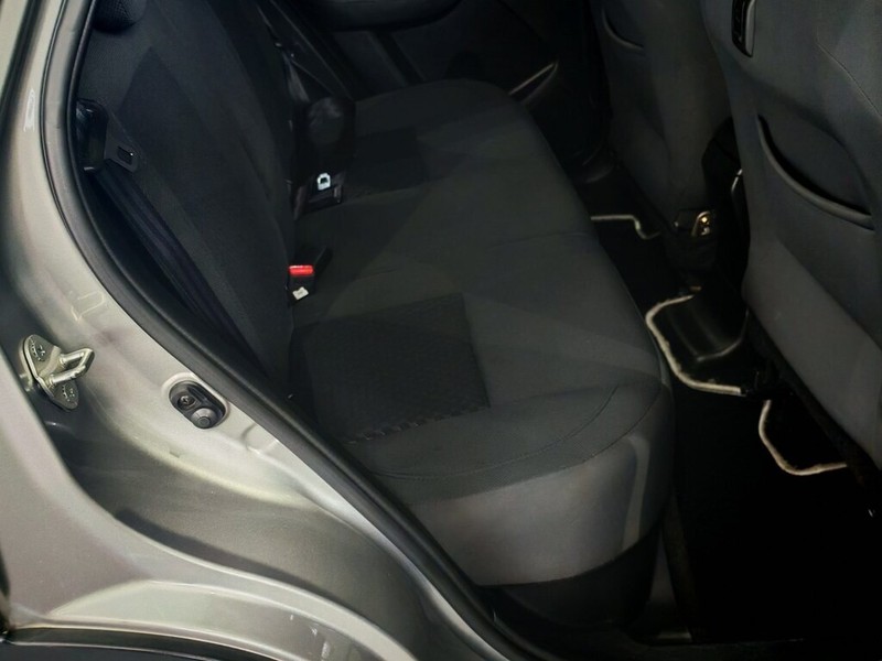Suzuki Vitara - LisaCars - Image 13
