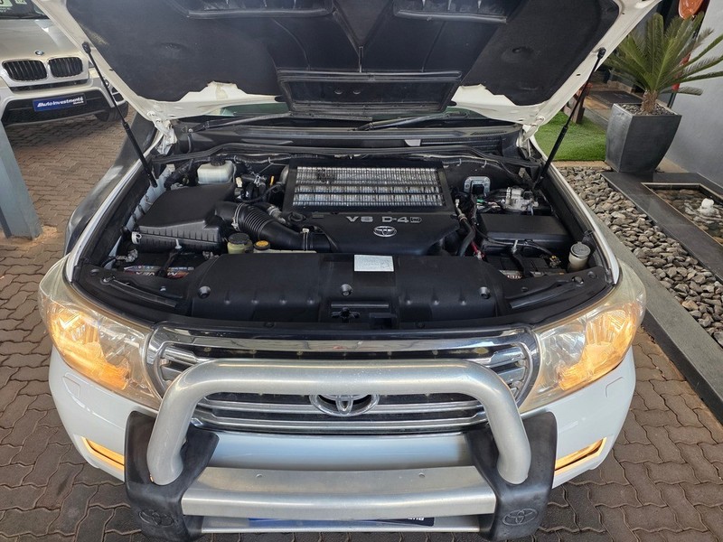 Toyota Land Cruiser - Auto Investments Montana - Image 19