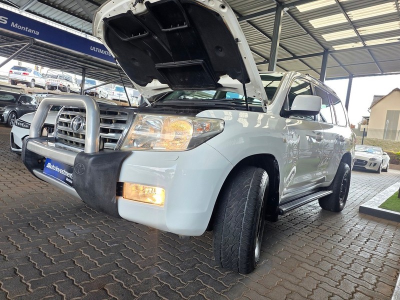 Toyota Land Cruiser - Auto Investments Montana - Image 18