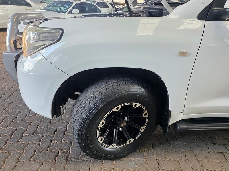 Toyota Land Cruiser - Auto Investments Montana - Image 17