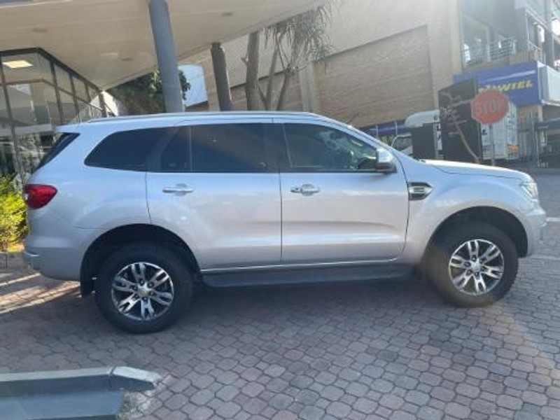 Ford Everest - Jetour Menlyn - Image 4