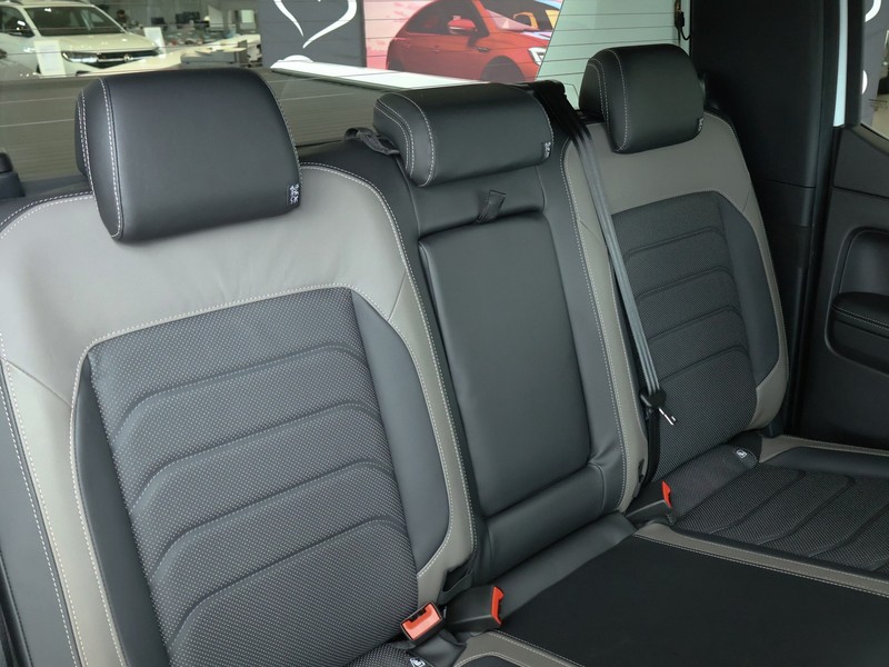 Volkswagen Amarok - Hatfield VW Rivonia - Image 19