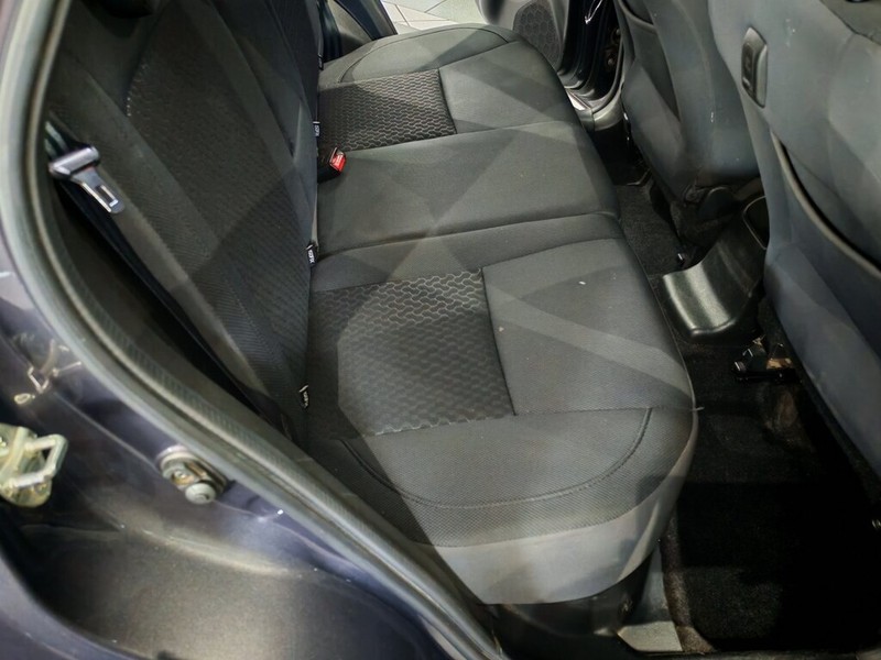Suzuki Vitara - LisaCars - Image 13