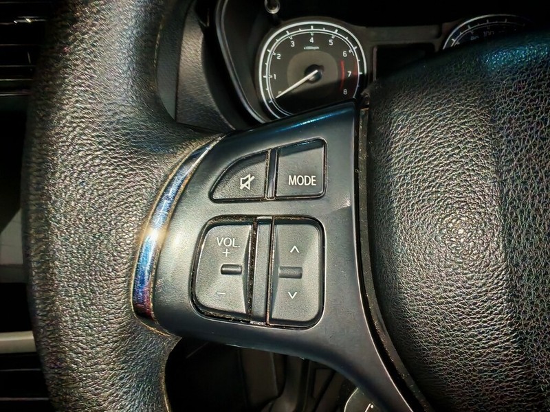 Suzuki Vitara - LisaCars - Image 17