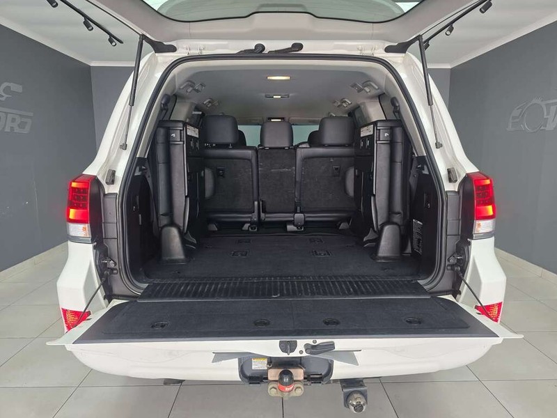Toyota Land Cruiser - WP Motors - Image 13