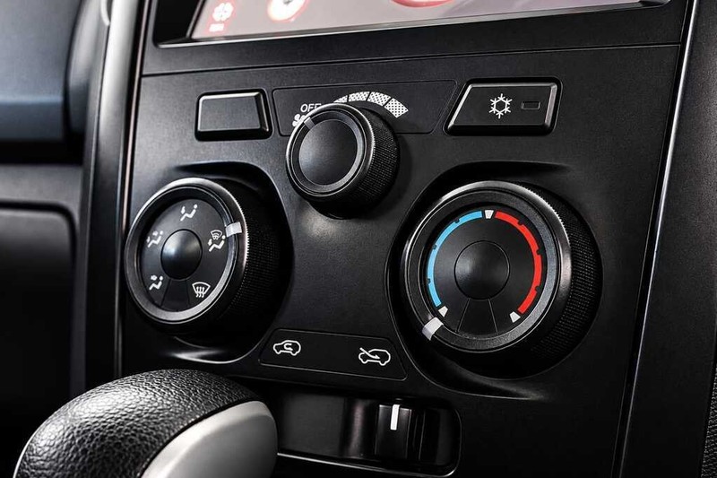 Isuzu D-Max - Bluebird Motors - Image 14