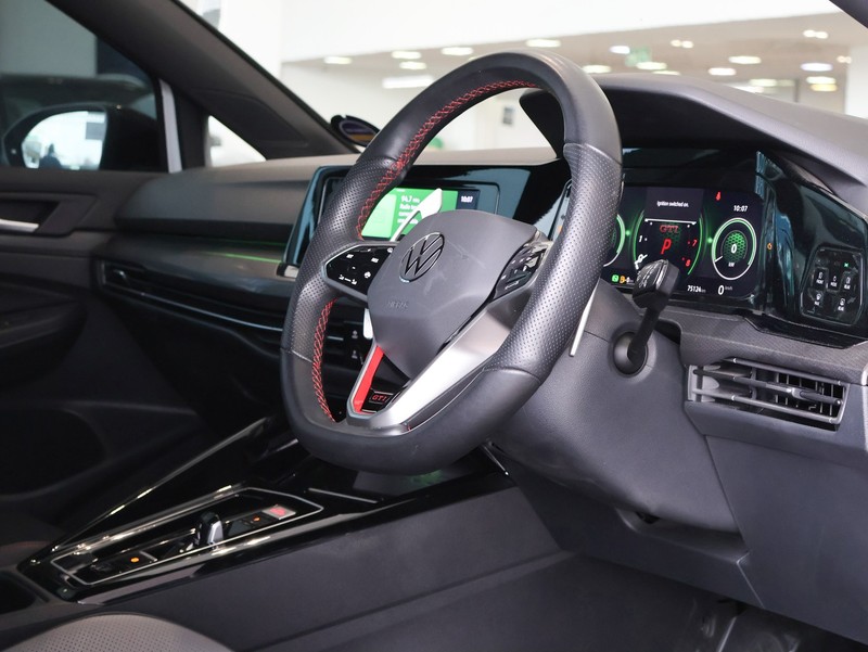 Volkswagen Golf - Hatfield VW Melrose Arch - Image 19