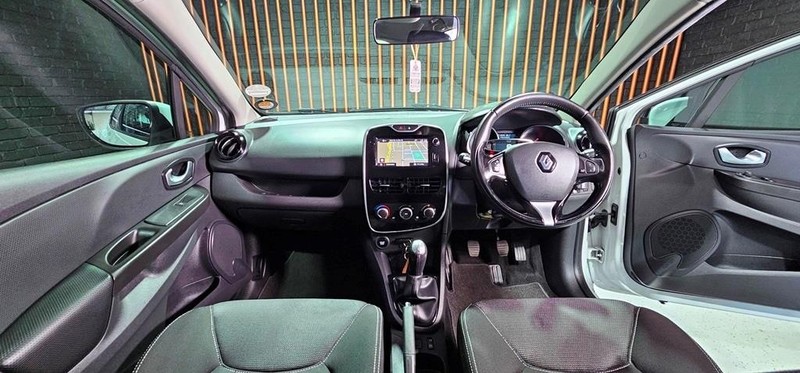 Renault Clio - Mit Mak Motors - Image 21