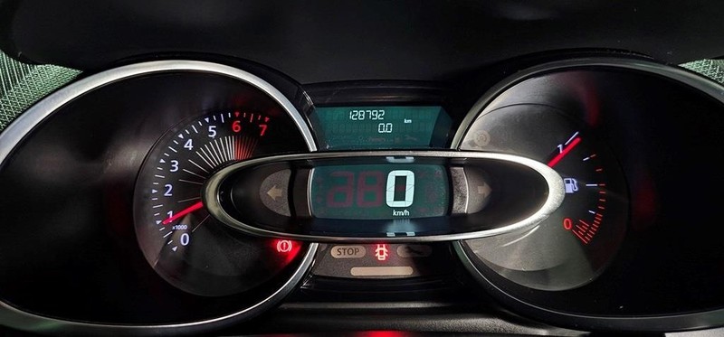 Renault Clio - Mit Mak Motors - Image 12
