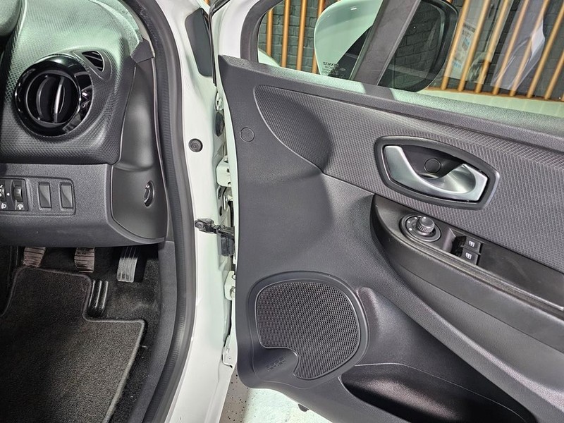 Renault Clio - Mit Mak Motors - Image 8