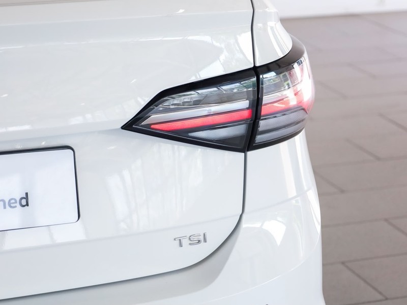 Volkswagen polo sedan - Hatfield VW Bryanston - Image 9
