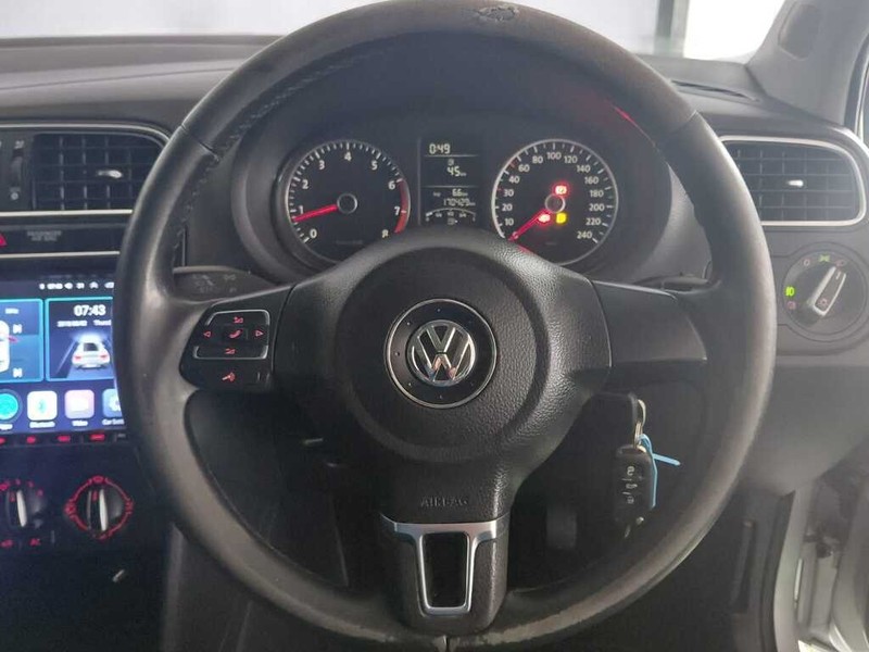 Volkswagen Polo - Stiaan Autos (Pty) Ltd - Image 13