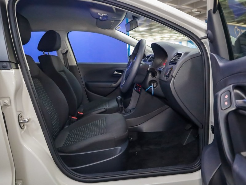 Volkswagen Polo Vivo - Hatfield VW Bryanston - Image 5