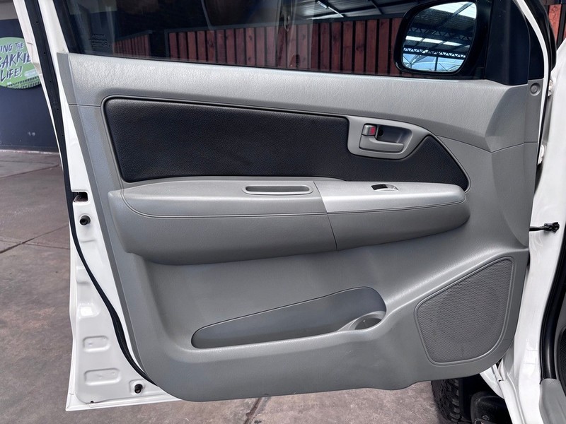 Toyota Hilux - We Buy Bakkies - Image 17
