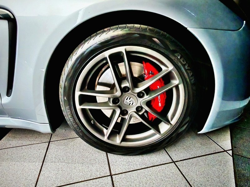 Porsche Panamera - LisaCars - Image 9