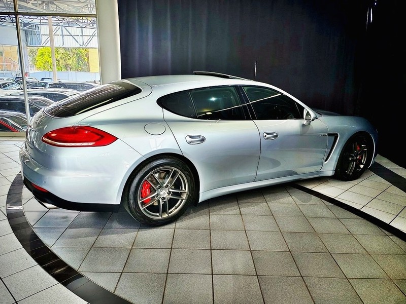 Porsche Panamera - LisaCars - Image 7